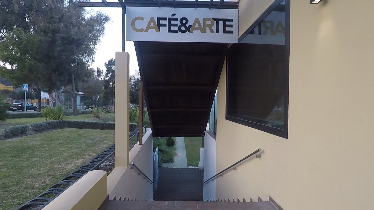 Cafeyarte2016's tweet photo. Os esperamos a partir de las 16:00 para disfrutar del día de reyes con los tuyos!!! https://t.co/3e3qUofgbK