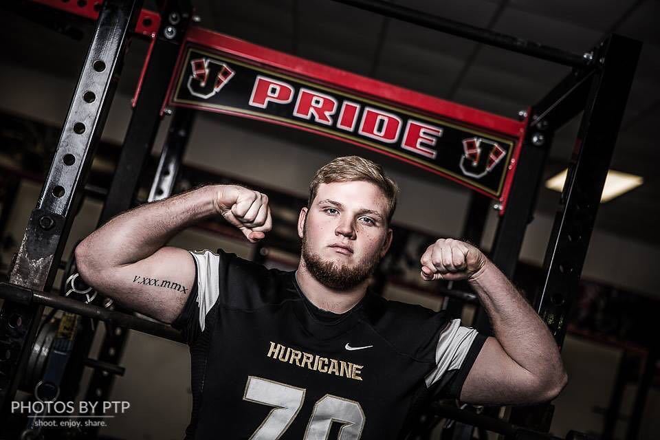 photosbyptp's tweet photo. Pride. Strength. #CaneSenior. Hey Kyler... #YoureSoMoney! #PhotosByPTP #SeniorsByPTP #Seni… https://t.co/gUfMCtCXtR https://t.co/EpkJFWcs5B