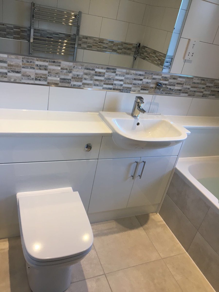 CFOakes's tweet photo. #bathroom #install complete in #hatfieldheath #essex a very happy customer. On to the #kitchen - pics to follow #tiles from @NCGroupLtd https://t.co/Q0igMtgGCs