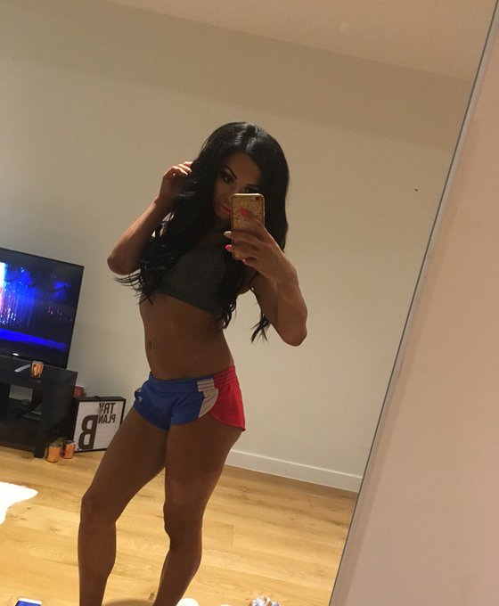 Well guys I'm pleased to announce my surprise return to @saucytimedotcom I shall be online shortly  @RTpig<a href="/tag/camgirl"class="tags"><span>#camgirl</span></a>