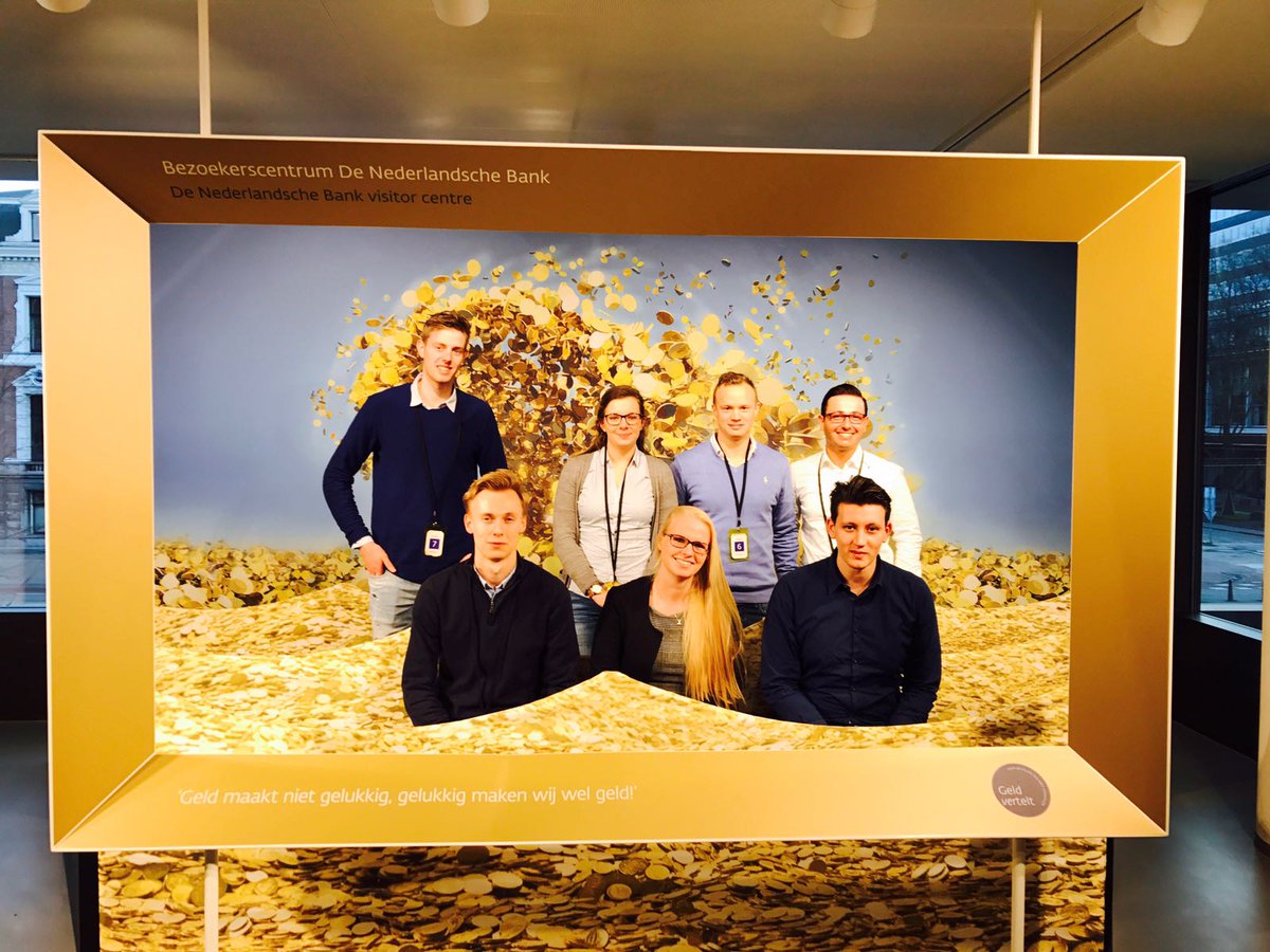 Vandaag is onze nieuwe klas gestart en gingen langs bij De Nederlandse Bank! #klas16 #financetraineeship