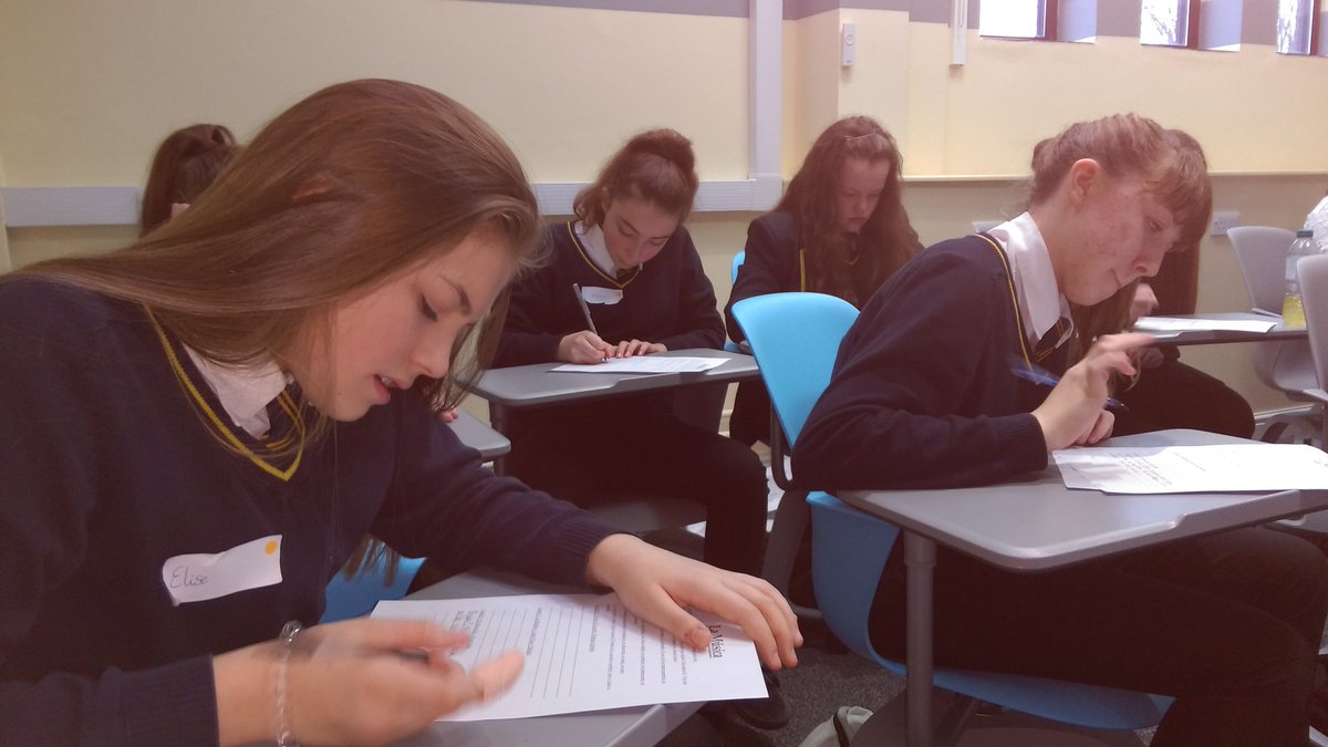 PencoedILdept's tweet image. Our pupils giving their opinions on Spanish music all in español! Impressive stuff! @BrynHafrenComp @cardiffmlang @MissLlewelyn @awb323