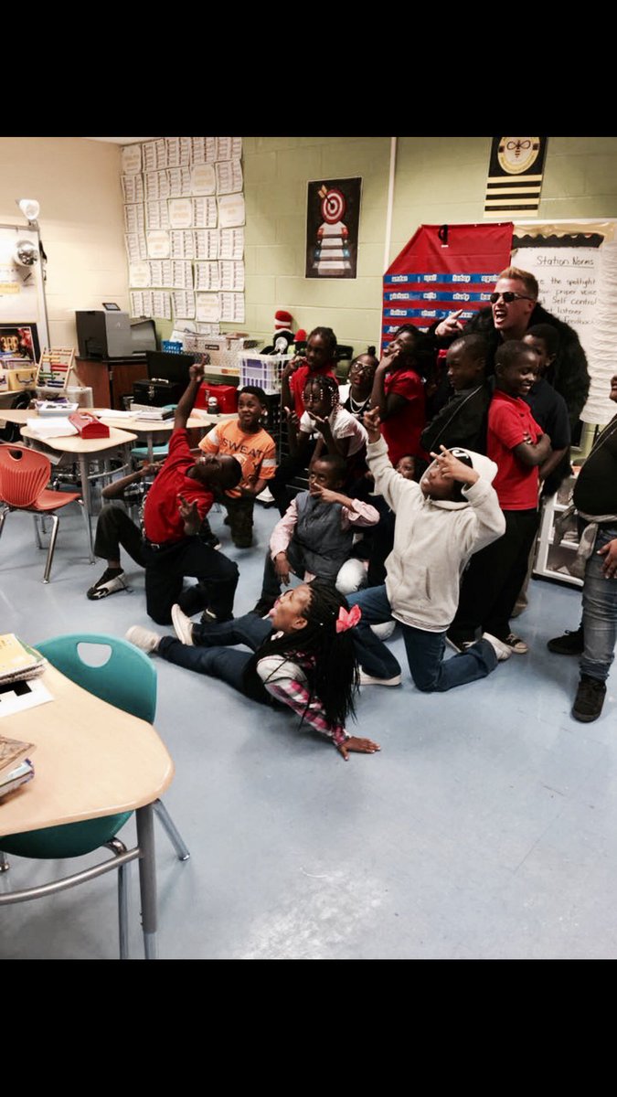 tweetbae123's tweet photo. Yay! #LHWilliams is not on the list of failing schools! #PleasantHill #BCSDVIP #VictoryInProgress #Macon #Bibb3rdGrade #WorkHardGetSmart https://t.co/A58leZAL7K