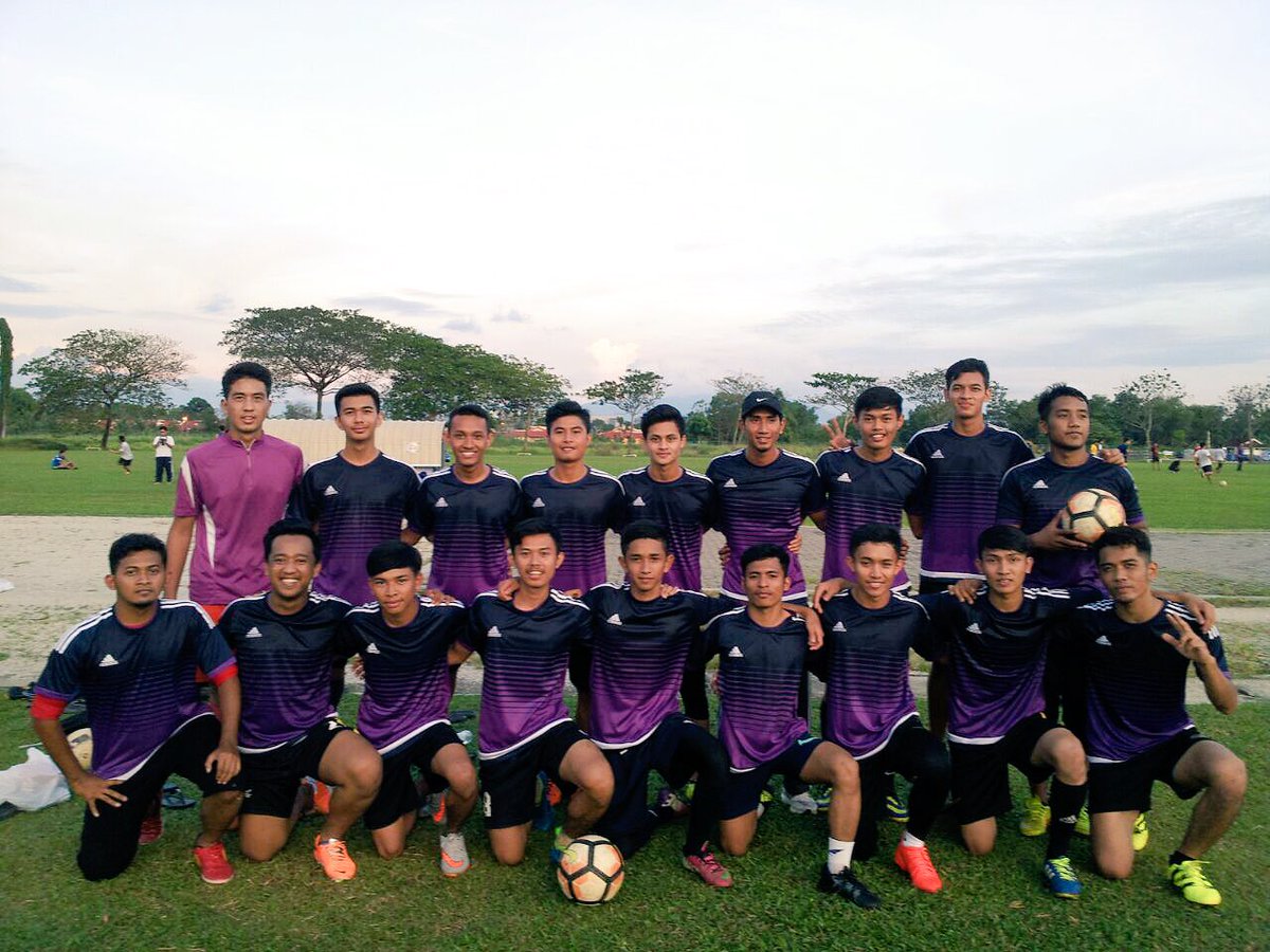 sukan_uitmperak's tweet photo. #blidmate #buildingunited #cluitmperak17 https://t.co/2xbbx0P5gy