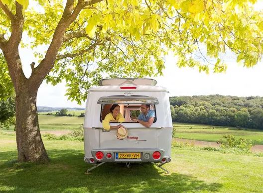 BestCampNL's tweet photo. Schrijf je nu in voor de nieuwsbrief &amp; blijf als 1e op de hoogte van nieuws, tips en exclusieve aanbiedingen https://t.co/sknWe0HXl9 https://t.co/srhvCiry1w