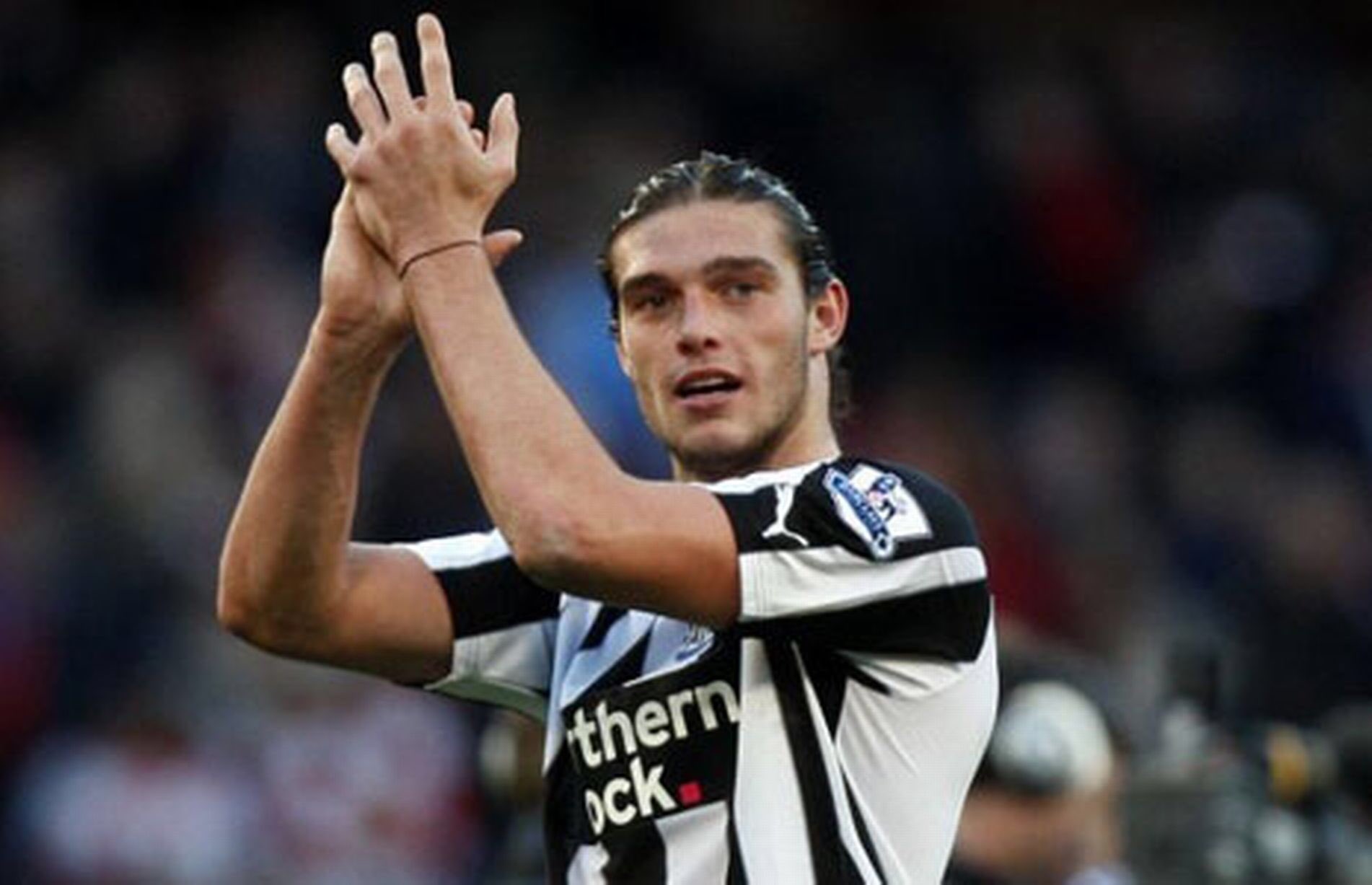 Happy Birthday to former Newcastle striker Andy Carroll. 