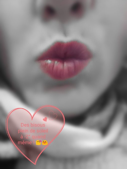 Bonne journ&eacute;e mes ch&eacute;ris ! #Big #Kiss #lips https://t.co/5ZRmVMpG0F<a href="/tag/big"class="tags">#Big</a><a href="/tag/kiss"class="tags">#Kiss</a><a href="/tag/lips"class="tags">#lips</a>