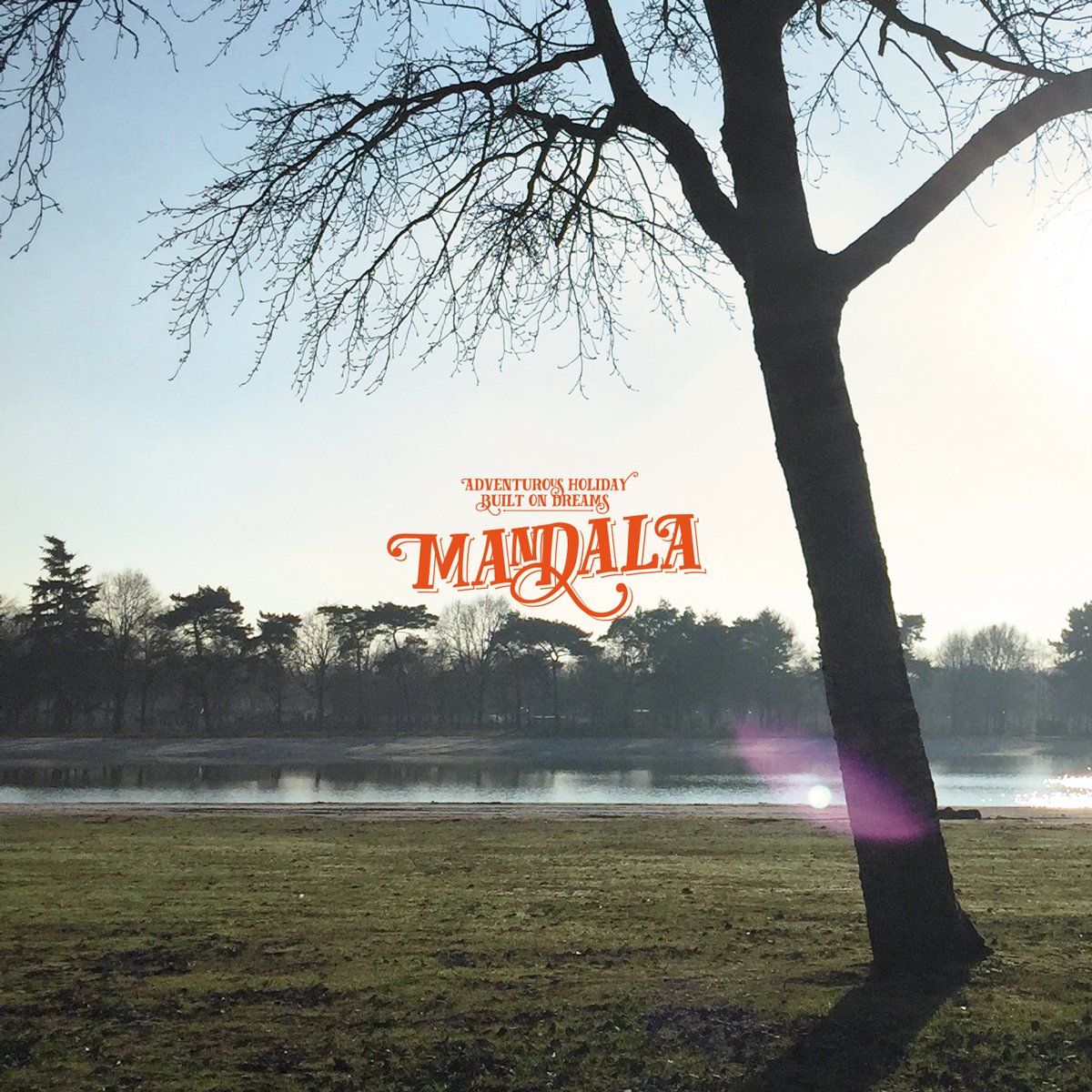 Het terrein ligt er lekker bij en dus dromen wij alvast van Mandala 2017. Zzz... <3