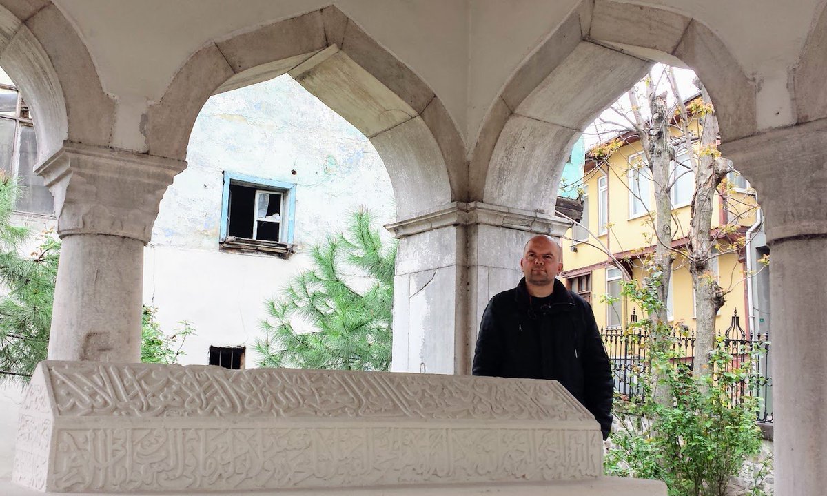 en_derun's tweet photo. Hz.Mevlana'nın torunu,Y.Bayezid'in eşi,Çelebi Mehmet'in annesi,Emir Sultan Hz'nin de kayınvalidesidir.@Talhaugurluel (#devlethatun,#bursa) https://t.co/rcl7SvMTr3