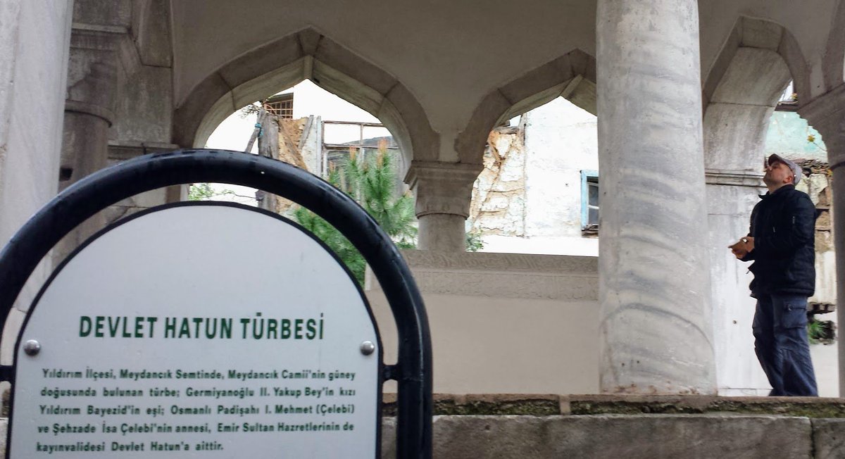 en_derun's tweet photo. Hz.Mevlana'nın torunu,Y.Bayezid'in eşi,Çelebi Mehmet'in annesi,Emir Sultan Hz'nin de kayınvalidesidir.@Talhaugurluel (#devlethatun,#bursa) https://t.co/rcl7SvMTr3