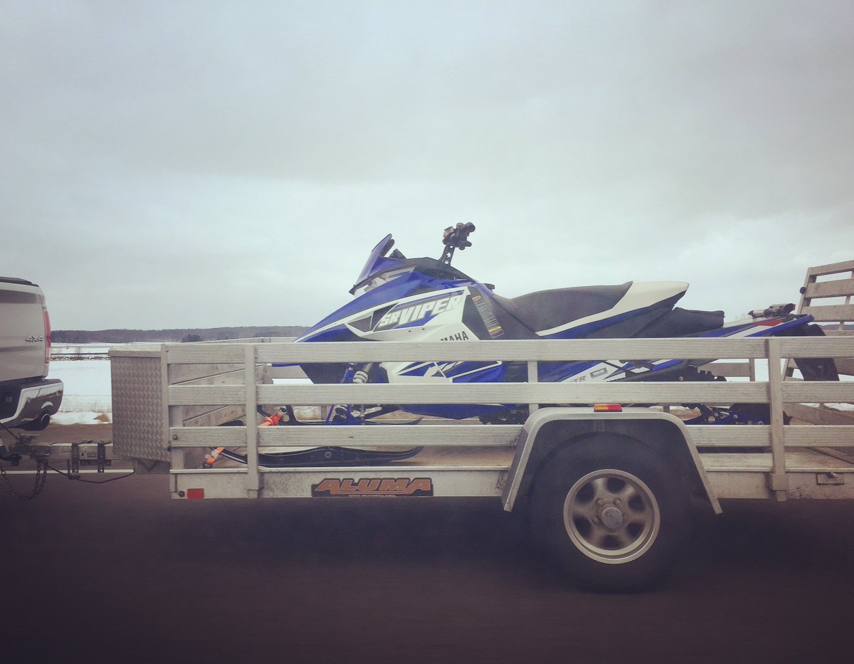 ALUMA_TRAILERS's tweet photo. Spotted on I-94, a 6810 to haul your sled? Very nice! #aluma #alumatrailers #Snowmobile https://t.co/NrsFL0zBuo