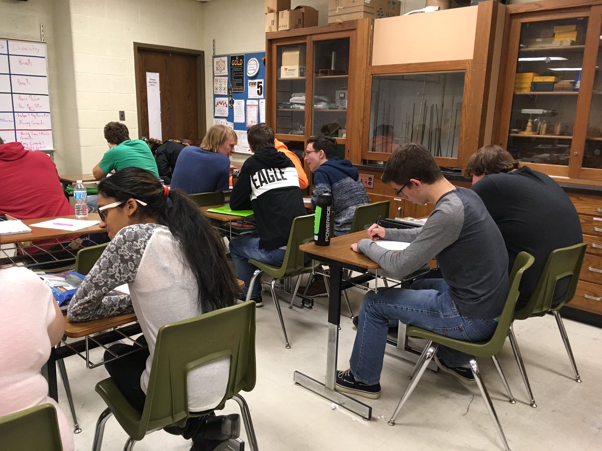 Corunna_HS's tweet photo. Adv Physics Ss working hard on a #FlyHiFri https://t.co/Or3Hmu49e9