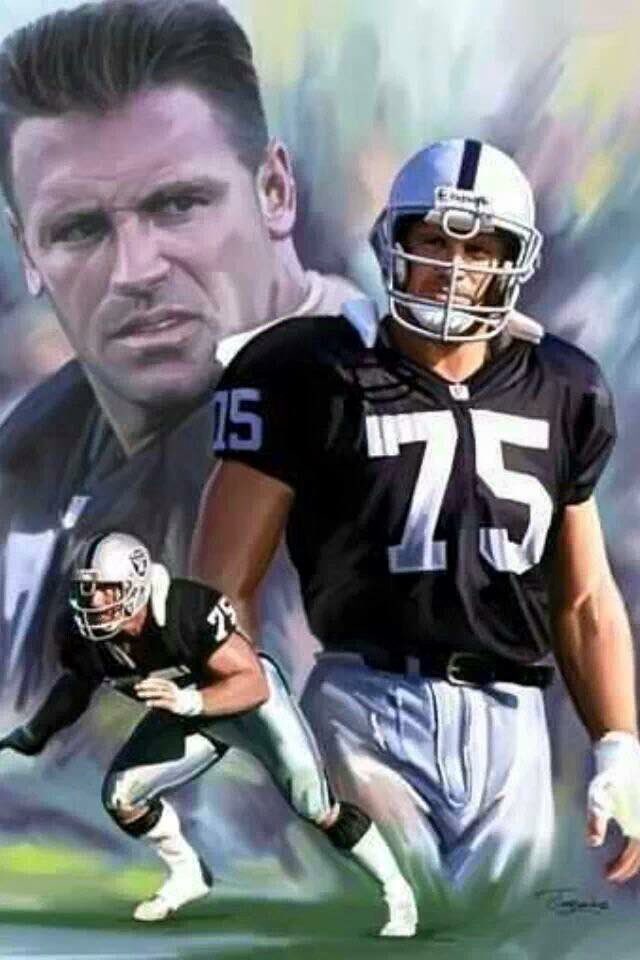 Happy birthday Howie Long  