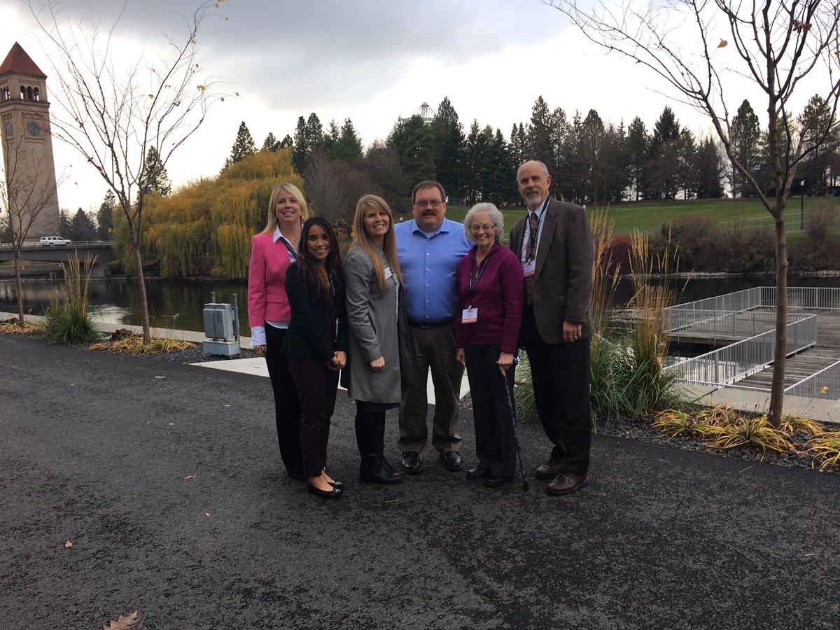 BahrKrestin's tweet photo. Thank you Eatonville School Board! You make a difference for all of our students! Board of Distinction 2016 https://t.co/uYTGTJfI7L