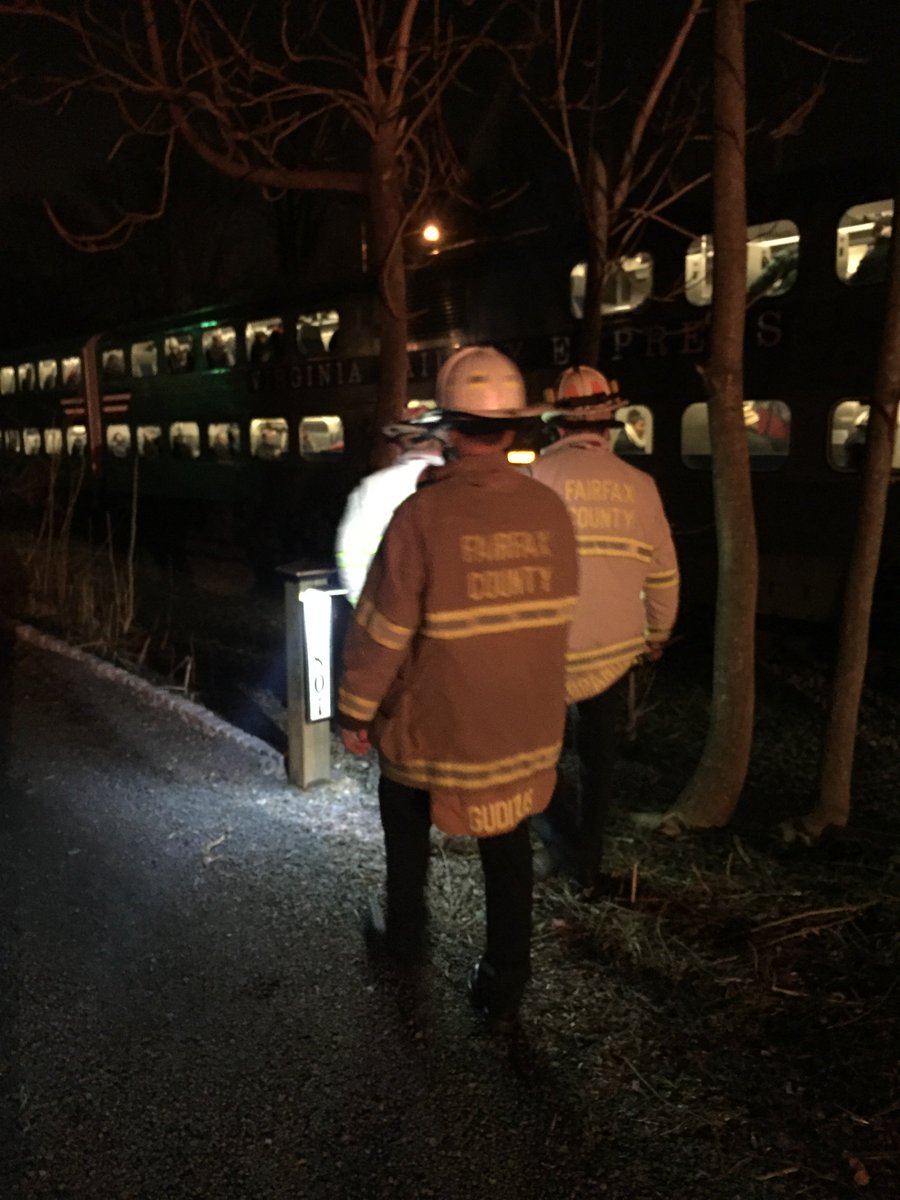 Train Strikes Car Stuck On Track in <a href="/TownofCliftonVA/">Town of Clifton</a> ow.ly/fBJM307KAut