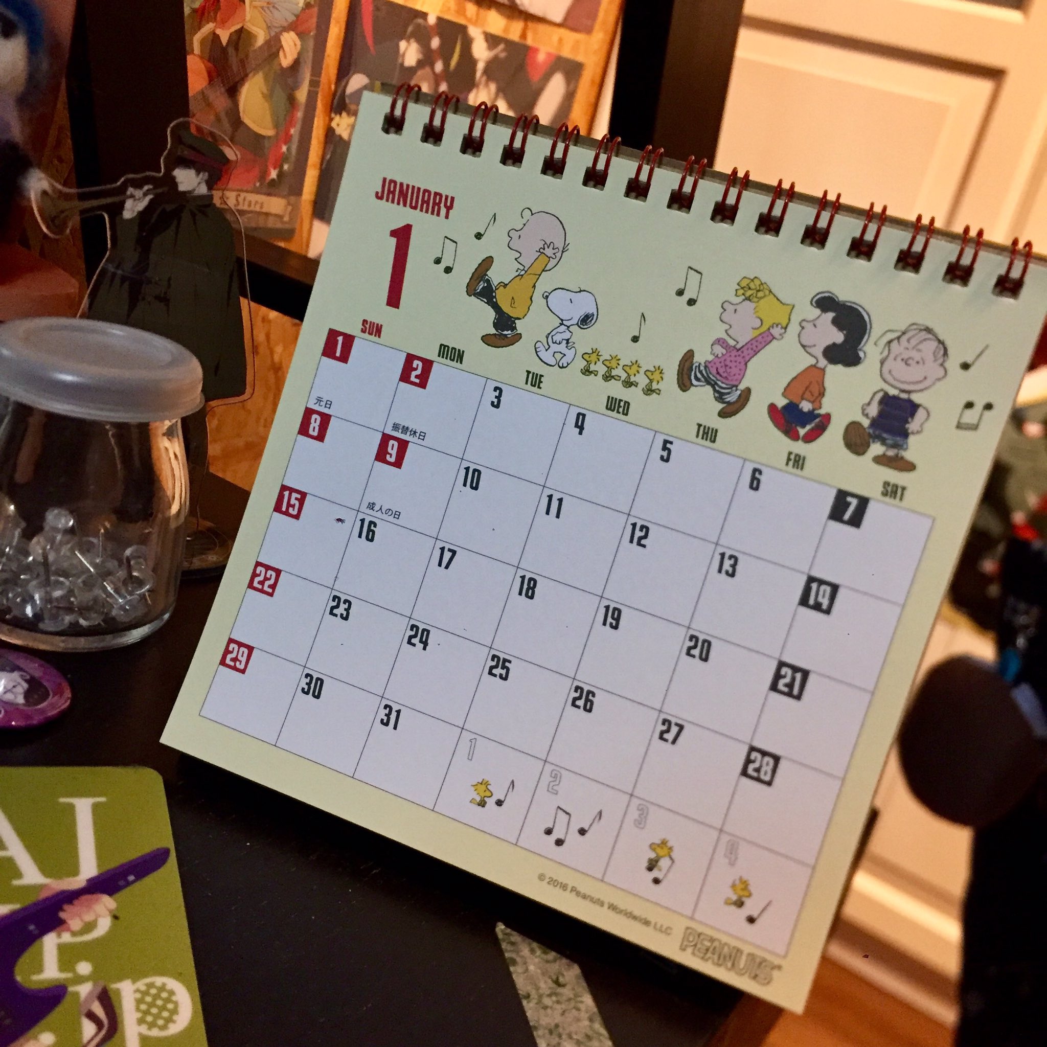 露露 親友がスヌーピーカレンダー贈りました すごくかわいい 昔ずっと君と僕のカレンダーを使っているけど16 から出ないみたい本当に悲しいですスヌーピーが癒し T Co Mfuyjnxali Twitter
