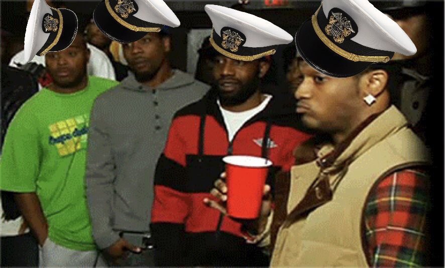 MisyeBouzin's tweet image. ATTENTION THERE IS NO MORE HENNESSY ON THE BOAT I REPEAT THERE IS NO MORE HENNY ON THE BOAT #NiggaNavy