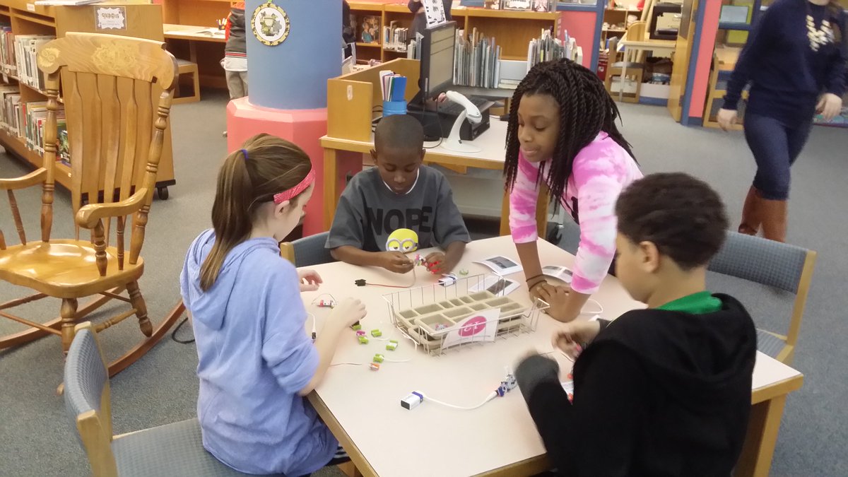 greenes4thgrade's tweet photo. Makers pace time at JGME!!!! https://t.co/i5FIbJqWdt