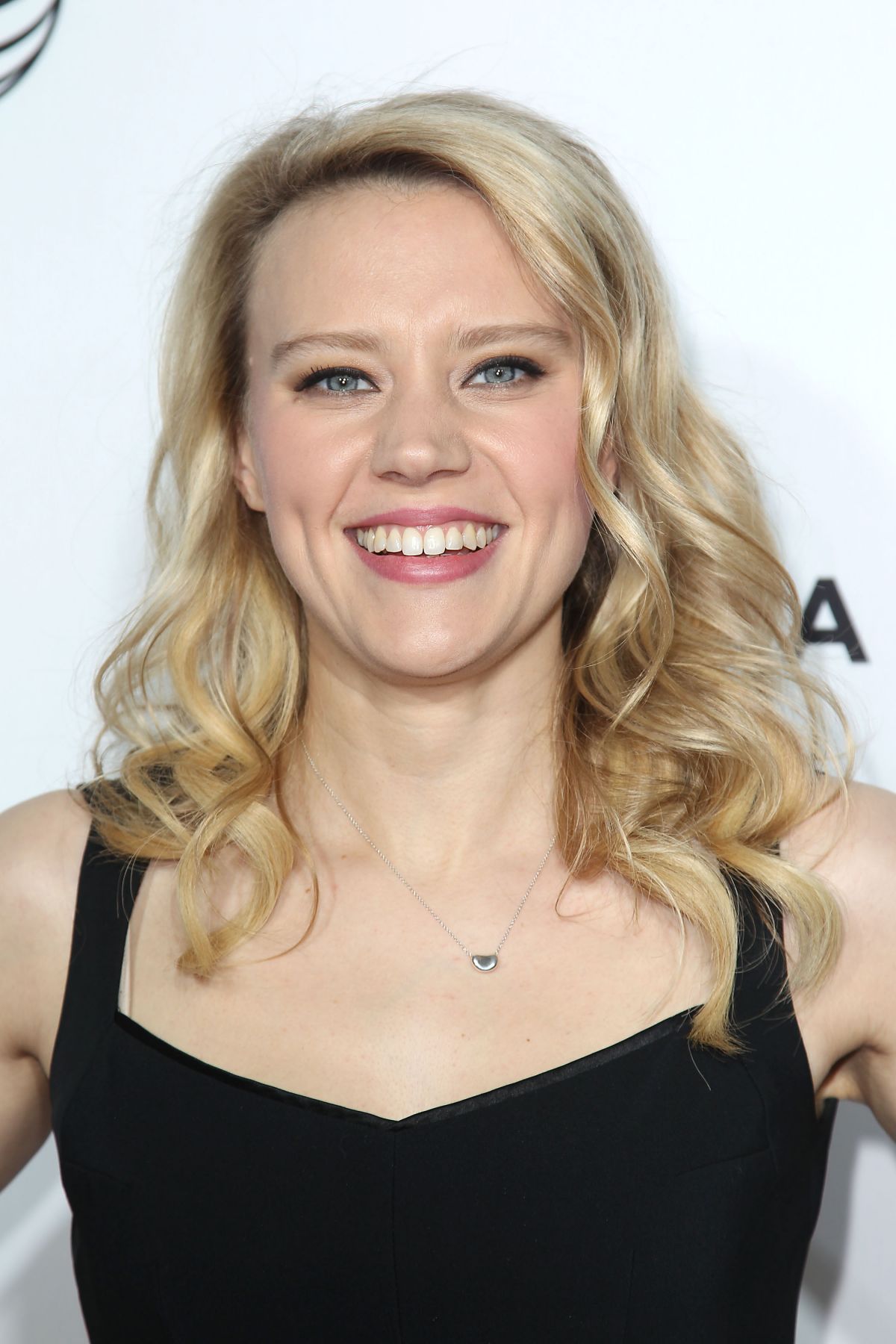Wishing a Happy Birthday to actress and comedian Kate McKinnon Kate via 