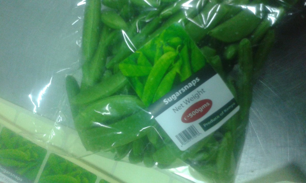 markgrown's tweet image. Sugarsnaps ready