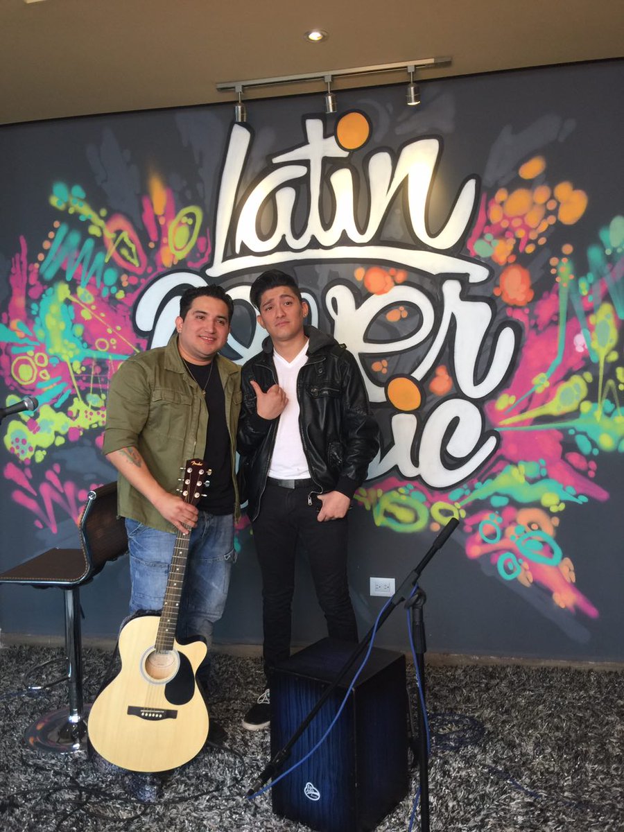 latinpowermusic's tweet photo. Hoy nos acompaña @soyalexcampa en #ForoLatin #latinpowermusic #grabando https://t.co/pu8FoH41bU