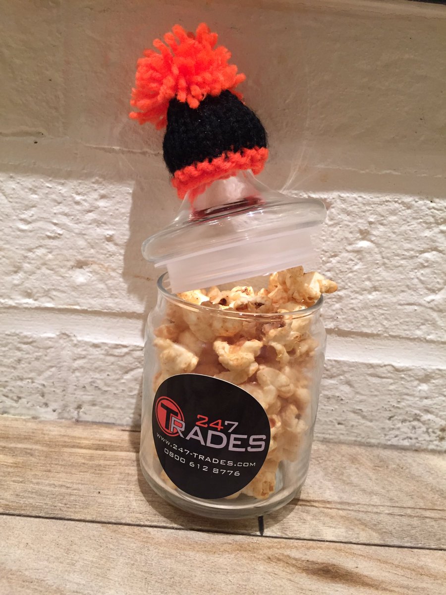 YasminMus's tweet photo. @247Trades out with the sweets... in with the popcorn #247trades https://t.co/ms3hs8yJR7