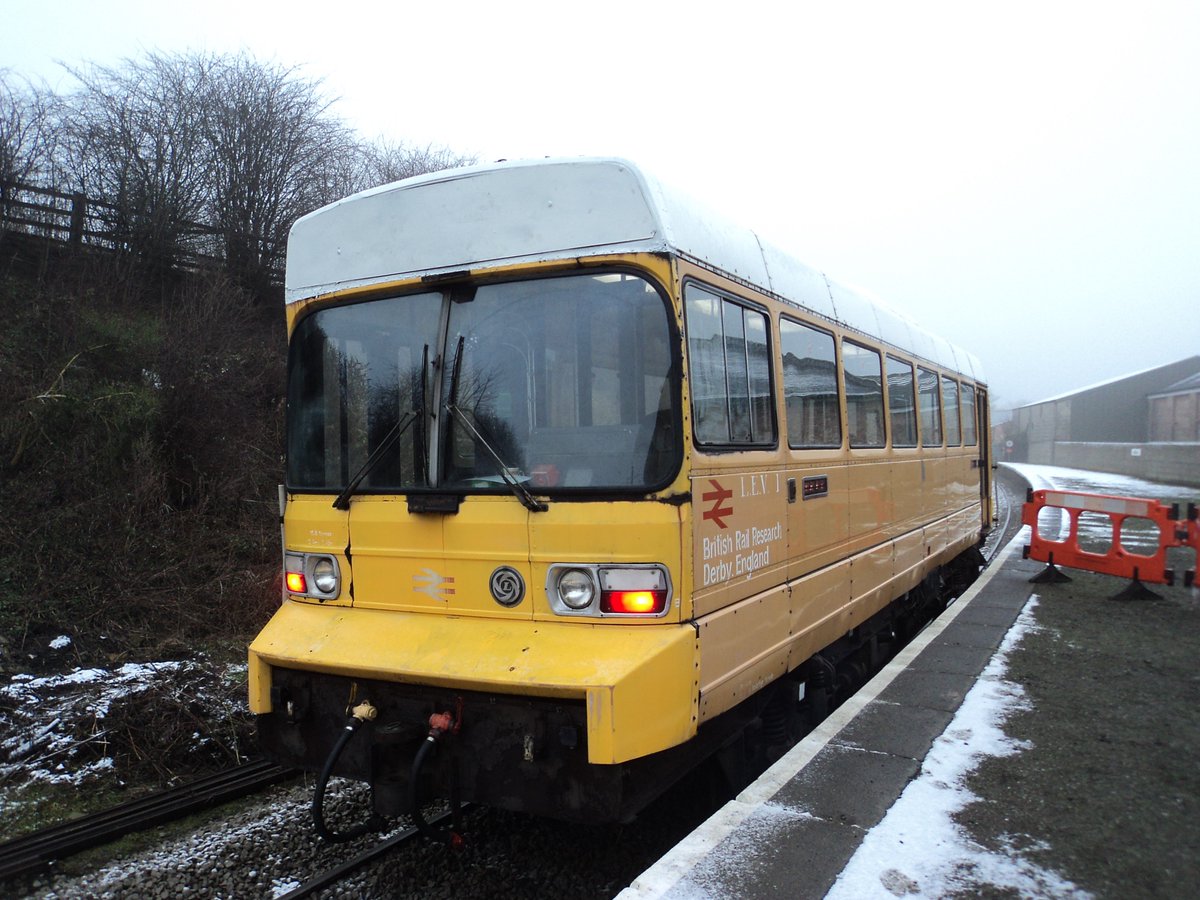 Four years ago this week, LEV1 earning its keep @WensleydaleRail on a road replacement service. Great fun, very worthwhile #heritageinaction