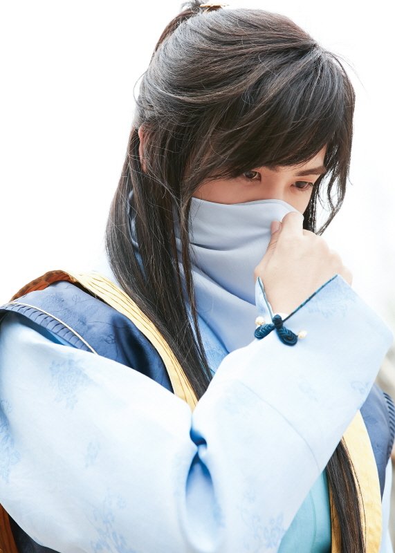 KSeriesAD's tweet photo. พัคฮยองชิก ZE:A ระหว่างถ่ายทำ #Hwarang ช่อง KBS / ซัมแมกจงหล่อมากกก 😭 https://t.co/7Y2H8I3Dss