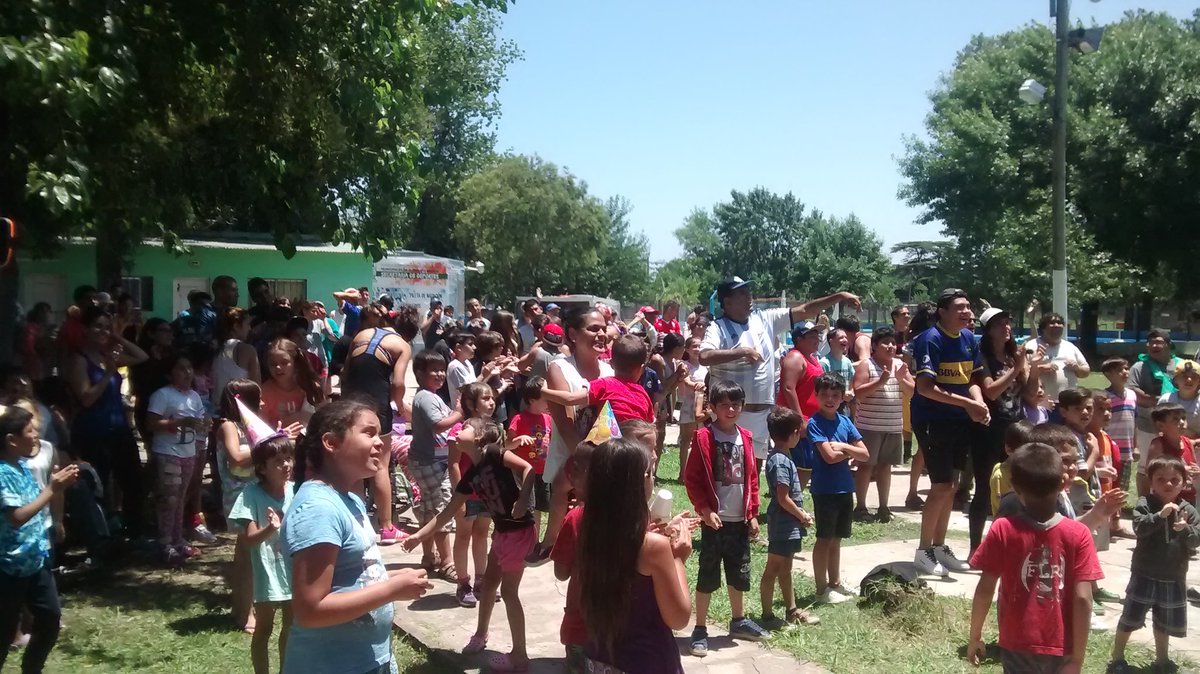 Gahernandez_js's tweet photo. Festejo de Reyes junto a los peques de la colonia sindical @js_municipal https://t.co/jjutKwlflM