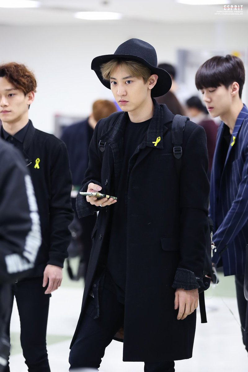 chanyeol pics tweet media