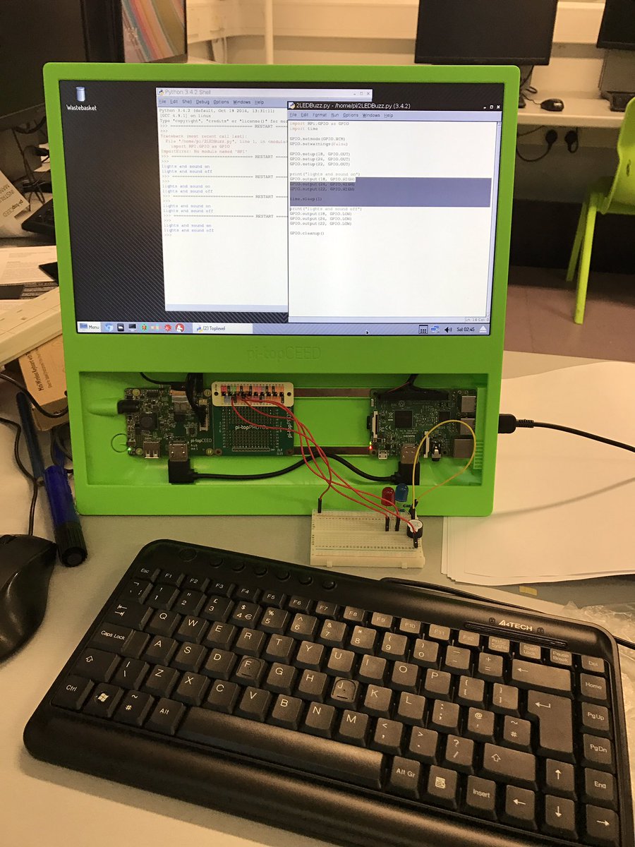 cookie1977uk's tweet photo. Two days in and @BoswellsComp are working hard (apparently) - more like playing with cool toys https://t.co/eOwobkxuGf