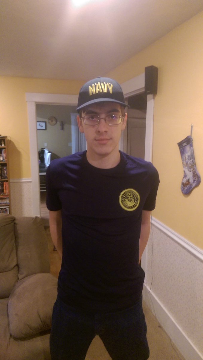 ftc11772's tweet photo. Elliott, our only senior on team  11772 has decided to use his 4 years robot experience in the Navy after Graduation. https://t.co/uNFMChAF9f