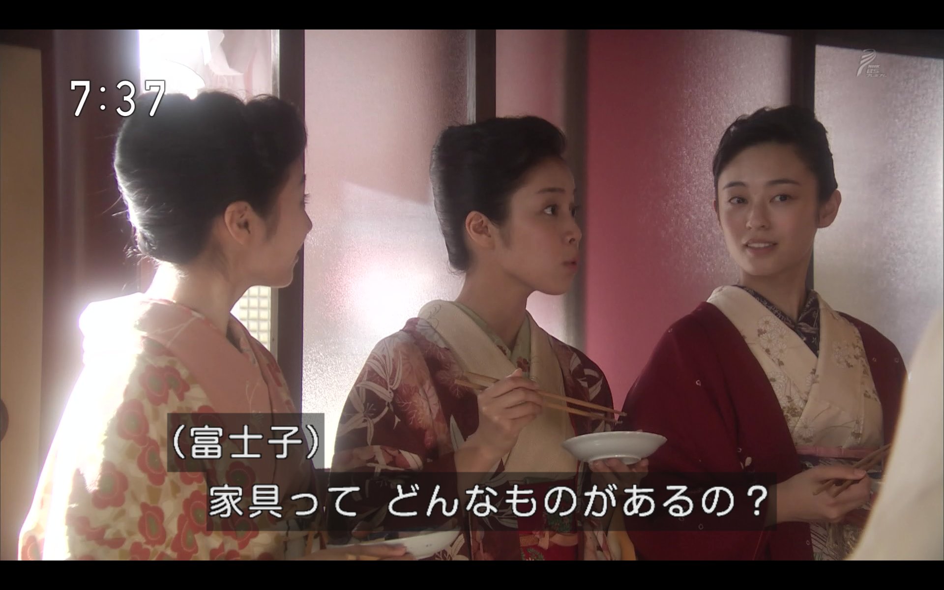 わび さび キアリス 晴れ着姿 イレブン べっぴんさん りすクロ 君枝 明美 良子 すみれ 縫い子班 時計屋の時子 畦田ひとみ パン屋の綾子 前田千咲 古本屋の文 村崎真彩 家具屋の千代子 安部洋花 ニトリ 売り子班 悦子様 滝裕可