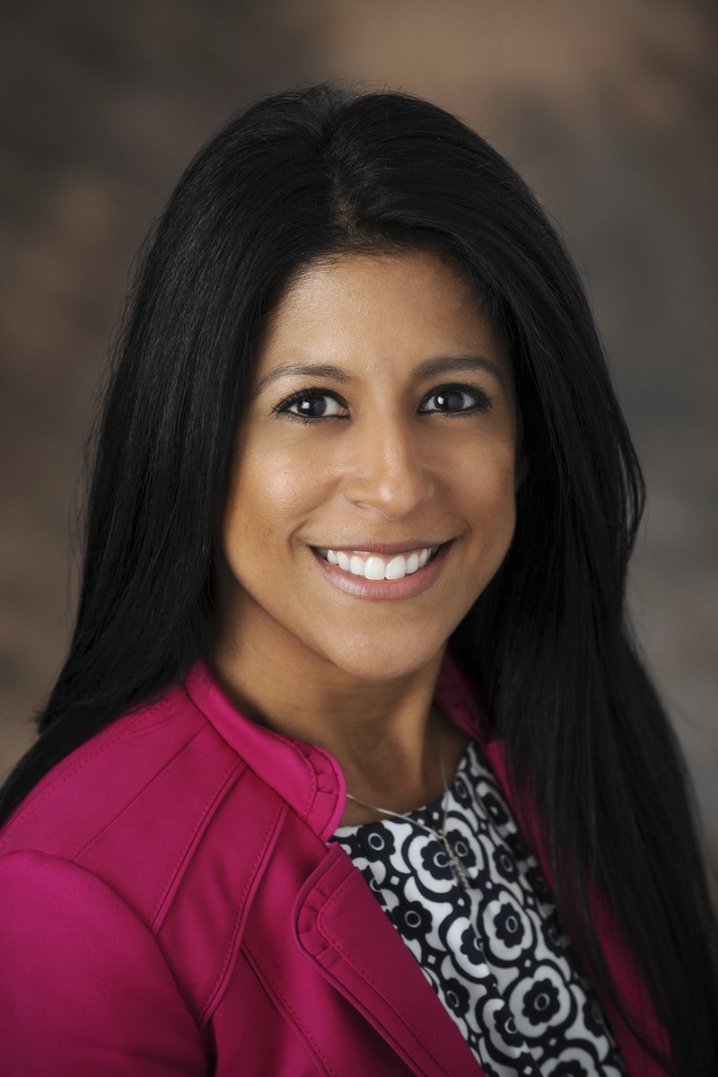 989WMMO's tweet photo. #FirstResponderFriday honore Linnette Johnson of @FloridaHospital Nominate someone here https://t.co/zOjyKT5pnb Please Retweet @JoeRockWMMO https://t.co/ucHVCTeUjD