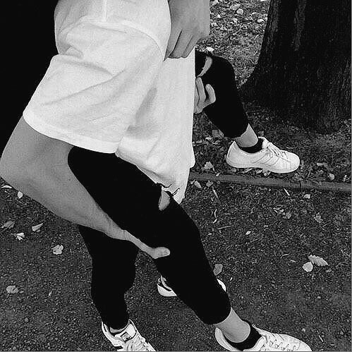 aestheticshadws's tweet photo. Mark and Cristina https://t.co/yrt9u2mXvl