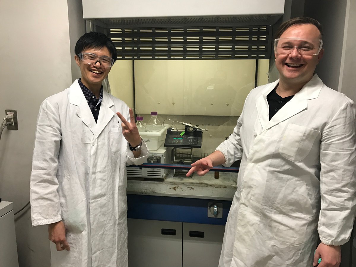 Brad is rocking fast flow tides in Prof. Kajihara's lab in Osaka, Japan!
(chem.sci.osaka-u.ac.jp/lab/kajihara/e…)