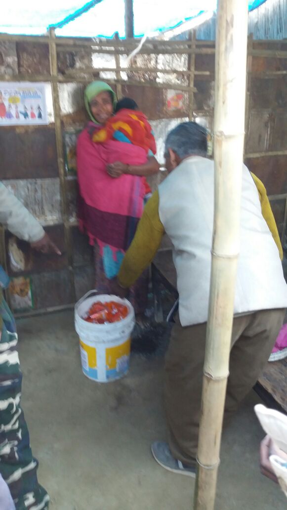 Upload its on your News broadcast
Sikti Police named Uchit lal Mnajhi arrested a women with 42 bottles of wine in open Indo-Nepal boarder.