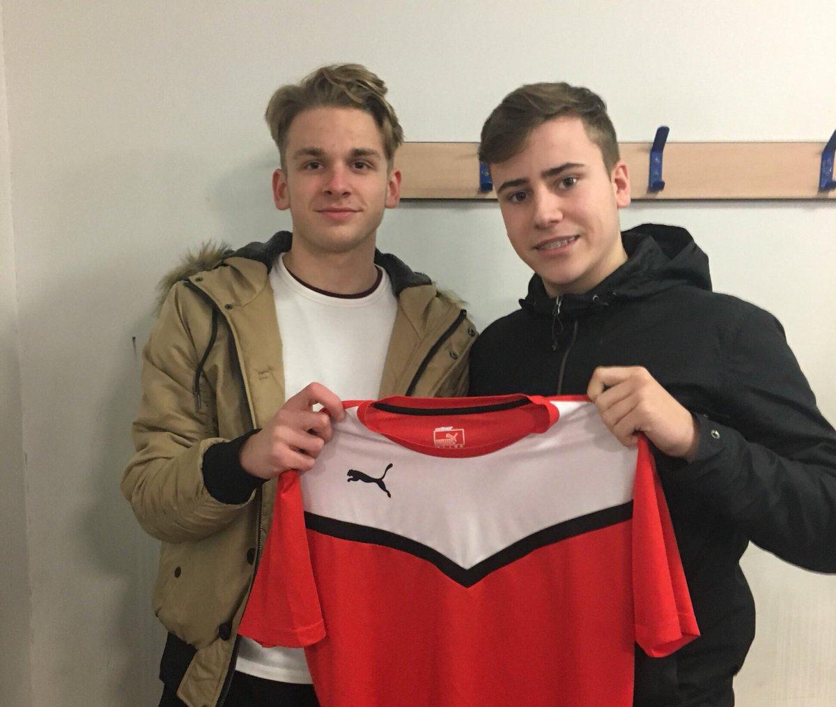 TheMuffkateers's tweet photo. FIN IS A MUFFKATEERπ @finnywoods signs on a 2-year deal for a record breaking fee! #WelcomeFin https://t.co/YiFoMjdj7C