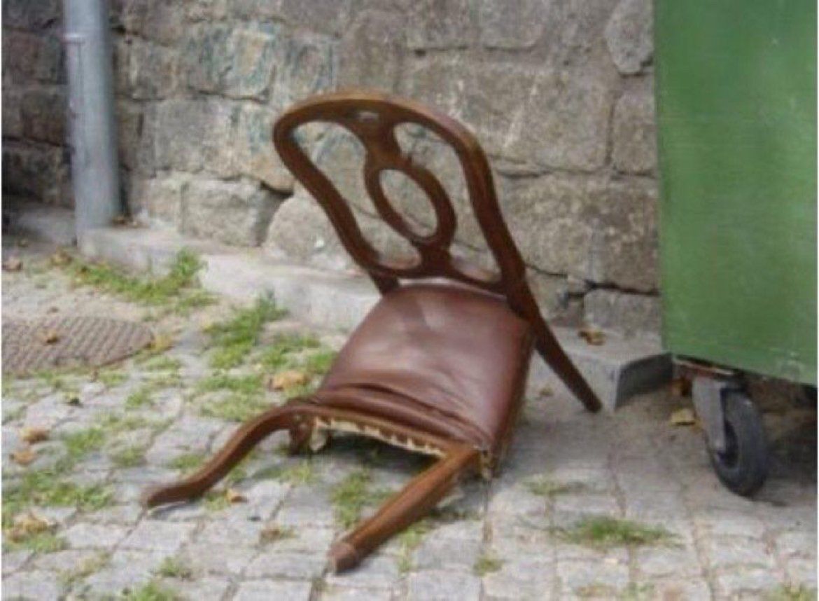 BadAdviceDog's tweet photo. When someone stops talking to you and you're not sure what you did wrong. https://t.co/wHLjsH7abw