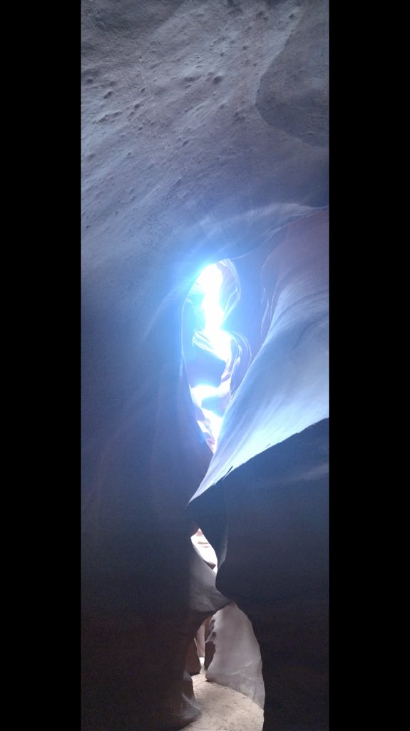 soniafarooq's tweet image. Random picture in canyon.Looks like my face on the walls.Have an exact same pic from last year.Just light or weird? #strange #cnnreport #abc