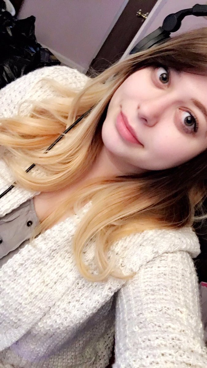 PPlushy's tweet image. Come hang out with me on my birthday 
✨🎉🎉💖🎉🎉✨
Twitch.tv/pplushy