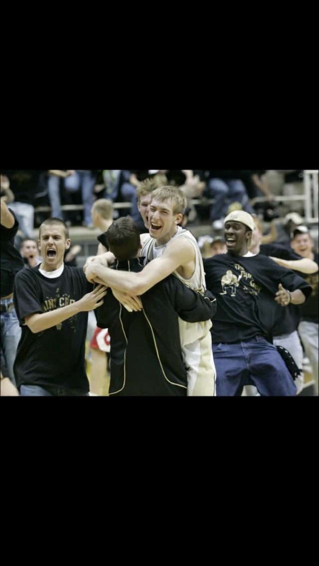 ThePaintCrew's tweet image. #FlashbackFriday to the Baby Boilers taking down #11 Wisconsin at home in '08.  Can't wait for Sunday #BeatWisconsin