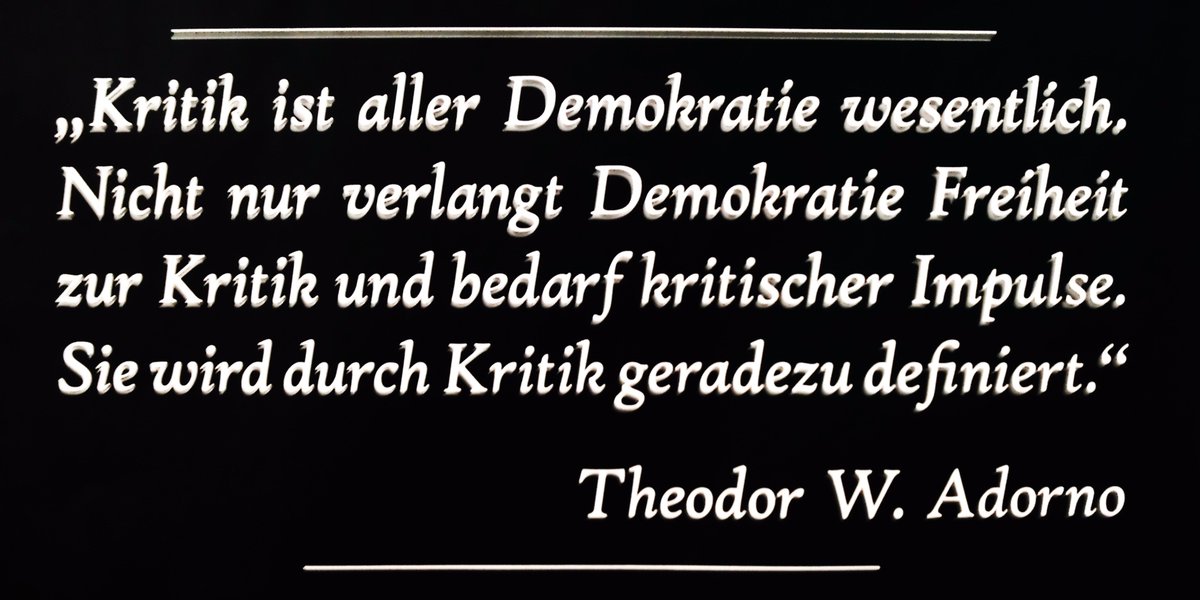 axroes's tweet photo. #Kritik #Adorno #Relevanz #Wahrheit #Demokratie https://t.co/filTMrn14S