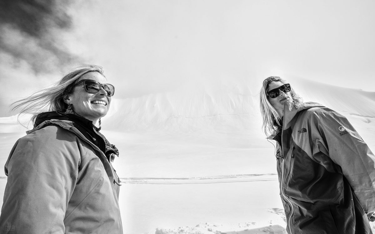 To date a skier or not date a skier... that is the question <a href="/johncollinson7/">John Collinson</a> and I talk with <a href="/SkiingMag/">Skiing Magazine</a> about! 😜 bit.ly/2heZdb5