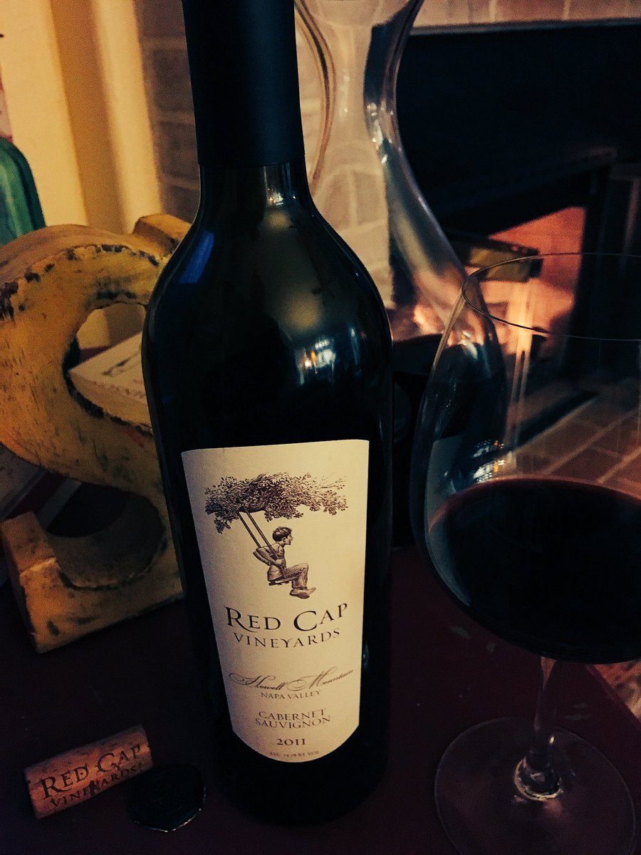 Dinner party prep. @RedCapVineyards 2011 #HowellMountain #NapaValley #Cabernet. Gonna be incredible 💕🍷 @winewankers @JMiquelWine @erikj https://t.co/EMYKM4nrYK