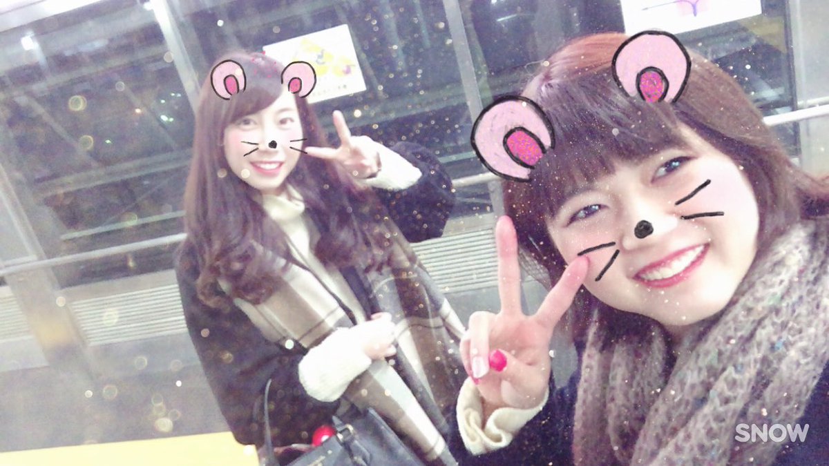 y___a1227's tweet photo. しゅっぱーつ🐭🏰👑💓 https://t.co/2LfIoP3Eyx