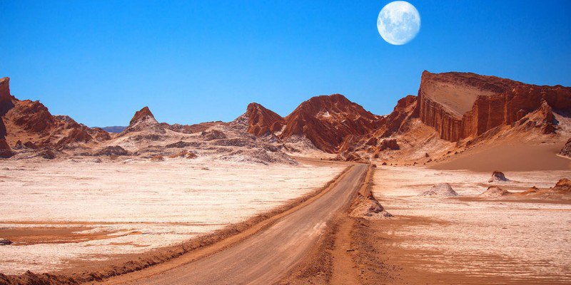 meganoticiascl's tweet photo. Chile destaca entre los 52 sitios a visitar en 2017, según @nytimes » https://t.co/92FJjkl0RT https://t.co/NM3GUIelWk