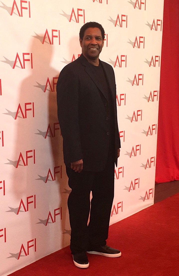AmericanFilm's tweet photo. Denzel Washington directed &amp; stars in @FencesMovie. #AFIAWARDS https://t.co/gkPy2pxALM