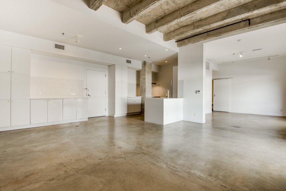 stblofts's tweet photo. 2202 features an open floor plan, high ceilings, High-end finishes &amp; large floor-to-ceiling windows. Lean more at: https://t.co/EO7BMvbAnm https://t.co/R9PLIeg4XX