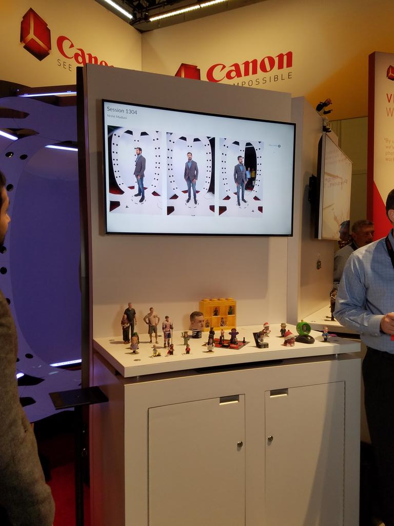 d2worldwide's tweet photo. With #Canon & #solidiphy, you can clone yourself. #3dprinting #CES2017 https://t.co/fh4xjVoTf6